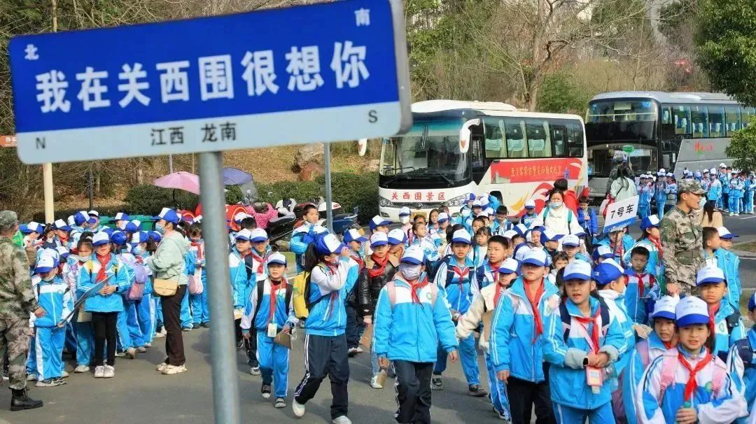 243d5491af224ff15d328fac54ff03c.jpg 图片